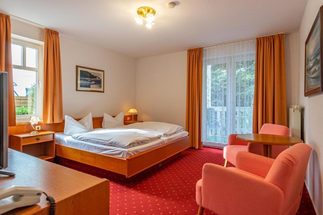 Pension Bergen Bergen Auf Rugen Exterior foto